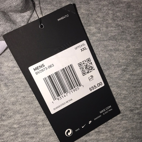 NWT ESSENTIAL NIKE HOODIE - Picture 6 of 6